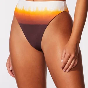 HOT PANTS SOLAR CIA MARITIMA